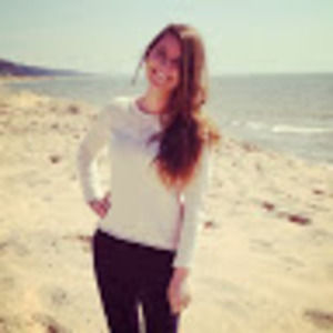 Meet your Posher, Abigail